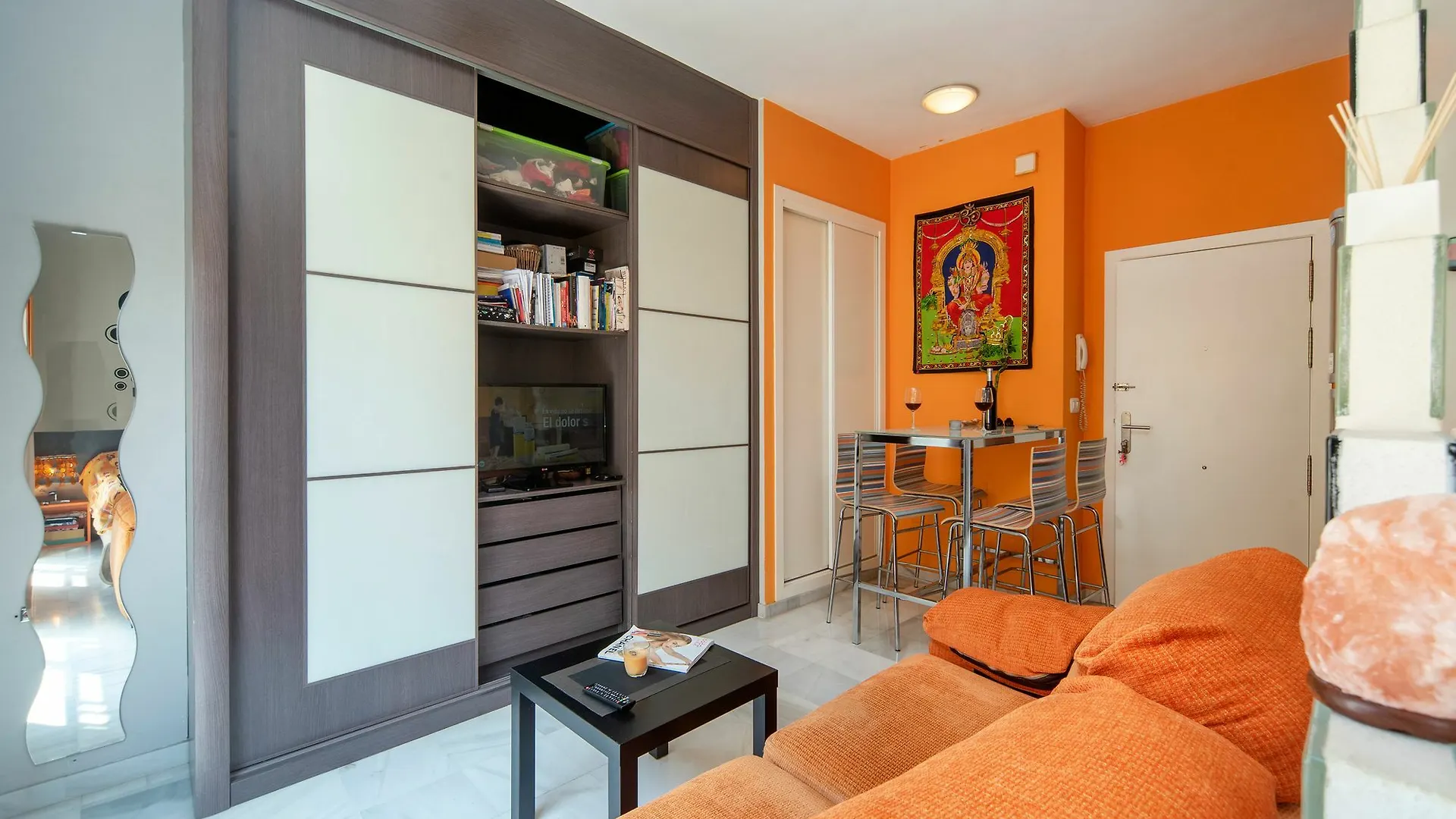 Centrico Loft Junto Al Casco Historico contacts